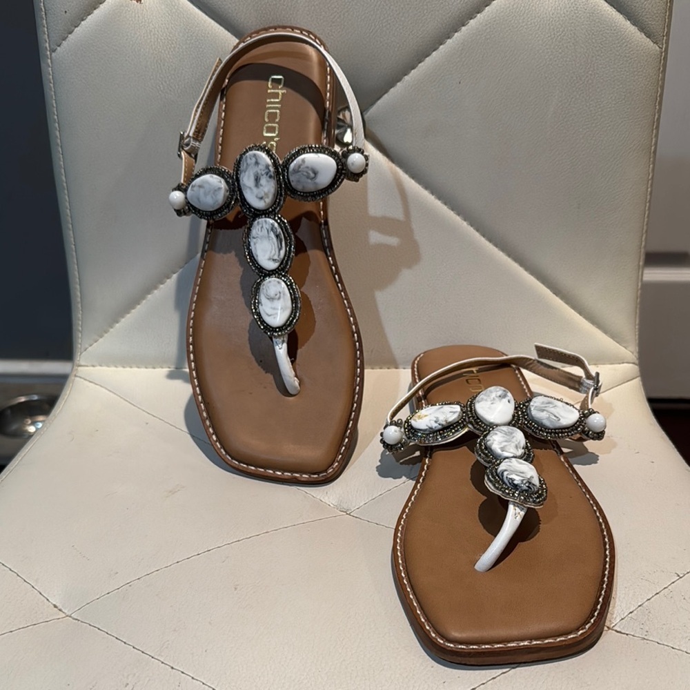Chic White and Brown Sandals for Versatile Elegance